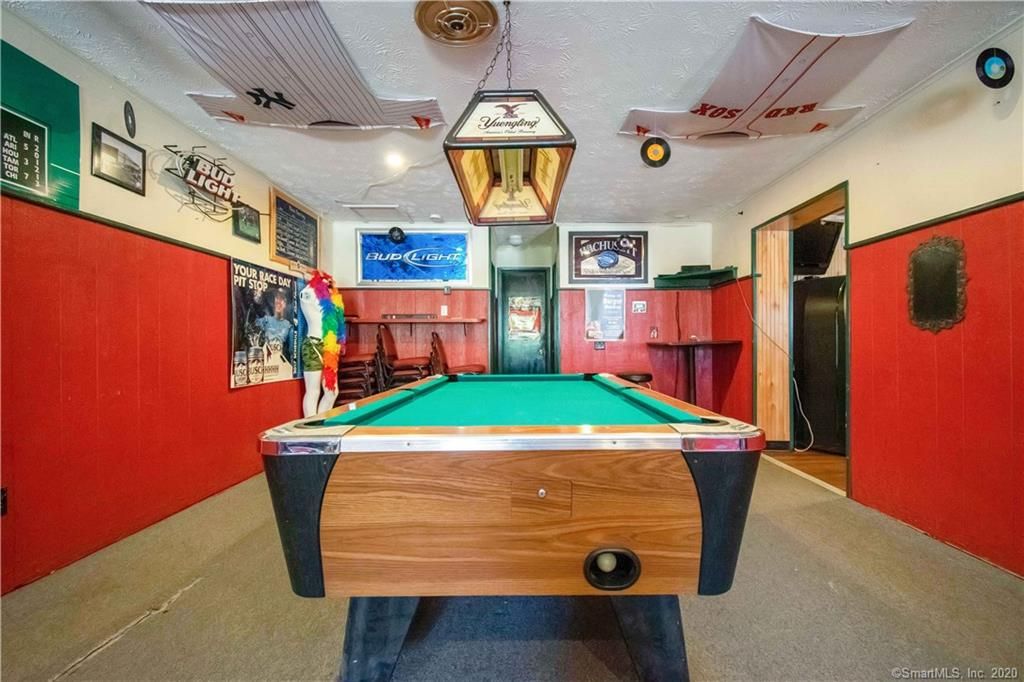 112 Spring St, Enfield, CT 06082